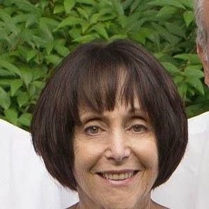 Meet your Posher, Linda